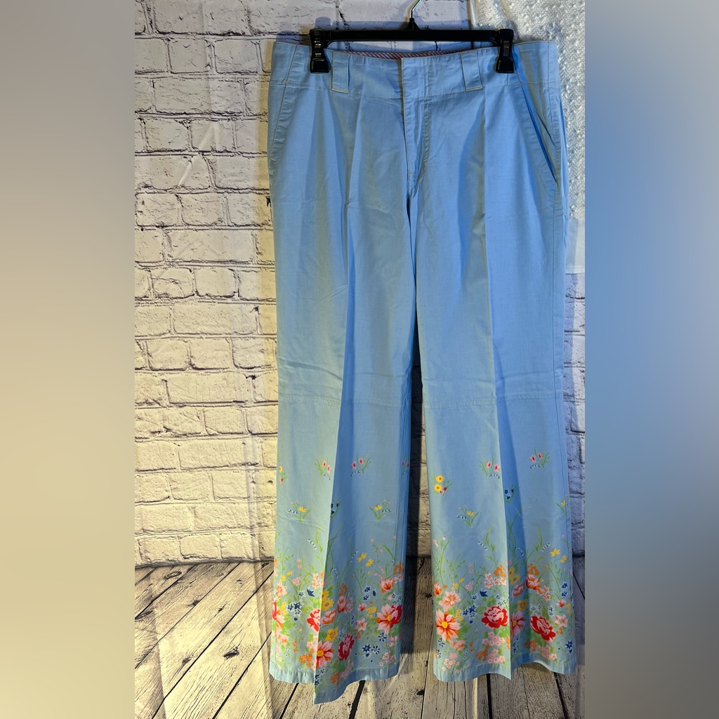 Tommy Hilfiger. Ladies Beautiful Blue Wide Leg Pants With Embroidery On Legs